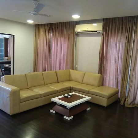 Crest Executive Suites, Whitefield Μπανγκαλόρ Εξωτερικό φωτογραφία