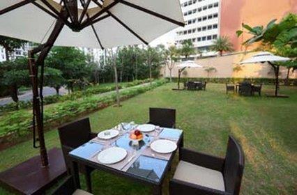 Crest Executive Suites, Whitefield Μπανγκαλόρ Εστιατόριο φωτογραφία